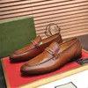 Scarpe eleganti da uomo di lusso italiane mocassini in vera pelle mocassini da passeggio sneakers firmate pelle scamosciata casual slip on appartamenti da sposa ufficio classico scarpa formale