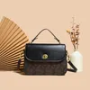 Evening Bags High Beauty Western Style 2023 New One Shoulder Crossbody Small Square Handbag Outlet Temperament Versatile Women's Bag