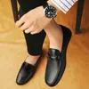 Kleid Schuhe Italienische Echtes Leder Slip auf Männer Luxus Marke Loafer Mode Design Casual schuhe Mokassin Männlich Fahren Flache 231013