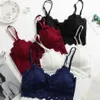 Femmes sous-vêtements en dentelle florale sans fil rembourré Bralette haut court femmes soutien-gorge Sexy dentelle Bralette Sexy Fitness Lingerie sans couture Bra200y