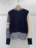 TB College Style V-Neck Womens Cardigan Skuren ut och färgblockerad stekt degvridningar Långärmad randig stickad toprock mode