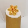 Set di gioielli da sposa Moda Dubai Colore oro di lusso a forma di fiore Grandi orecchini rotondi per collana 4 pezzi per le donne Regali per feste 231013