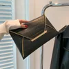 Taschen Neue Tasche 2023 Sommer Personalisierte Handtasche mit großer Kapazität Modische und einfache Damentaschenstyleddesignerbags