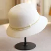 Bérets d'été pour femmes, chapeaux de soleil avec décor de perles, mode Style coréen, paille tissée en plein air, seau décontracté de plage