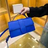 2023 نساء العلامة التجارية الشهيرة PU الجلود الكتف Crossbody Pags مصمم فاخر المحافظ الصغيرة Mini Tote Clutch Strap A1A1