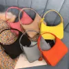 Borsa sotto le ascelle firmata Borsa a tracolla in nylon da donna classica Borse a tracolla di lusso Borsa a tracolla vintage con catene Hobo Borsa a tracolla da donna Borsa a tracolla in tela Borsa da donna