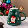 Tazas Lindo árbol de Navidad Taza de cerámica de Papá Noel con tapa y cuchara Café Leche Té Taza de jugo Regalo de cumpleaños para un amigo Drinkware 231013