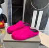 Zapatos de diseñador Fussbett Sabot Sandalias de lujo Hombres Mujeres Zapatillas de crin Invierno Rafia Mocasines de playa Pelo largo de becerro Cuero Shearling Jacquard Mulas Diapositivas