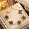 Van-Clef & Arpes Bracelet Designer Women Original Quality Netizen New Four Leaf Grass Bracelet Women's Minimalist Five Flower Fritillaria 1.5 Large Four Leaf Grass