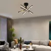 La lampada adotta una lampada da soffitto a semi-incasso a LED dal design minimalista a forma di linea