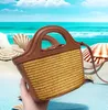 2023 Hög återköp Rate Beach Vacation Outdoor Womens Cowhide Woven Bag Brown White Two Handed Handle Single Shoulder Crossbody Handbag Brand Casual Fashion