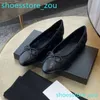 Ballet Flat Genuine Leather woman Loafers Casual Shoes size 35-42 Designer Shoes Wedding Party Designers Luxury Top Quilty Velvet Seasonal with box Dust bag