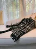 2023 Autumn Black Plaid Paneled Tassel Tweed Jackel långärmad runda nackknappar enkelbröst jackor kappa korta outwear a3o116570