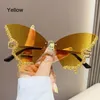 Lunettes de soleil de luxe diamant papillon surdimensionné femmes marque sans monture Y2k lunettes de soleil dames Bling nuances lunettes fête drôle décor