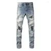 Herren Jeans Männer Leder Patches Denim Streetwear Löcher zerrissene High Stretch Hosen Hellblaue Skinny Tapered Hosen