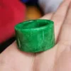 Bagues de cluster 100% véritable jade vert creux sculpté marque bague pierres pour hommes bijoux émeraude jadéite certificat 1230i