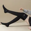 Skarpetki damskie kreskówkowe pończochy haftowe jk dziewczyny bawełniane długie uda wysoko japoński styl czarne białe kolano