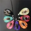 12 pièces collier Fluorescent insecte naturel collier pendentif lumineux Scorpion noir brille dans le noir bijoux cadeau de fête Whole291q