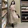 Casual klänningar stor storlek Kvinnokläder 2023 Autumn Chiffon Collar Floral Dress Fat Girl Belly Covering Line Kjol Long