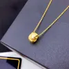 Designer C Pineapple Diamond Patterned Small Golden Bean Mini Necklaces Malla Ndl Uxurioust Itaniums Teelp Endantfa Shionablefe Malene Cklacesma Lland Sma L