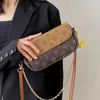 Erweiterte Damentasche 2023 neue Mode bedruckte kleine quadratische vielseitige One-Shoulder-Crossbody-Unterarm-Fluthandtaschen black friday