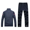 Herrspår 2023 Sports Suits Men 2 Two Piece Clothing Man Set Sweatshirt Sportwear Sweatsuit Track Jacket Pants Storlek 4xl 5xl