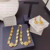 Modedesigner halsband V Letter Pendant Banshee Medusa Head 18K Gold Plated Womens Ve1255G