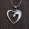 Pendentif Colliers SanLan Mode Bijoux Plaqué Blanc K Cheval En Coeur Collier Pour Femmes Fille Maman Cadeaux Animal216y