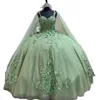 2024 Luxury Princess Quinceanera klänningar med Cape Wrap 3D Floral Lace Applicques Long Glitter Sequin Sage Tulle Prom Eccase Gowns Sweet 16 Party Dress