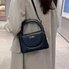 Luz de luxo e alta beleza 2023 novo estilo coreano bolsa popular moda um ombro crossbody saco sen pequeno squarecode 2478