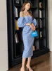 Robes décontractées de base Bohème Sexy Femmes Maxi Robe Bleu Jacquard Bretelles Hors Épaule Manches Bouffantes Midi Imprimer Style Français Dame Longue Robe Robe 2024