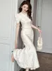Dwuczęściowa sukienka Celebrity Style Vintage 2 sztuki stroje Kobiety Jacquard satynowe perłowe frędzl