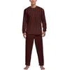 Pijamas masculinos listrados verticais pijamas diários 2 peças linhas pretas e vermelhas conjunto bonito homens mangas compridas quarto gráfico nightwear