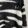 Парижский дизайнерский свитер Женский меховой Balencigag Роскошный утолщенный бархатный топ из норки с круглым вырезом и вышивкой черный свободный размер S-2XL