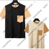 Yaz Erkek Tişörtleri Erkek Kadın Tasarımcılar T-Shirts Lüks Çizgili Baskı Tişörtleri Kadınlar Kısa Kollu Cash Cep T-Shirt Üstleri Tee 258u