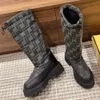 Nouvelles bottes pour femmes bottes de marque de luxe bottes de ski bottes de neige bottes d'hiver avec logo de marque semelles antidérapantes en caoutchouc bottes de moto de mode design bottes longues pour filles