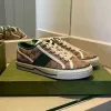 Gucciis skor tennis 1977s sneaker designers canvas casual sko kvinnor män skor ess gummi ensam broderad beige tvättade jacquard denim