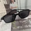 Óculos de sol Oulylan Mulheres Homens Designer Quadrado Pequeno Retângulo Óculos de Sol Senhoras Ao Ar Livre Viagem Eyewear Preto Amarelo