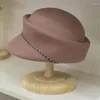 Basker lyxiga kvinnor vinter hattar ull basker hatt filt fedora läder band pillbox bröllop damer milliner fascinator bas