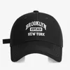 Gorras de bola Carta bordada Gorra de béisbol Mujeres Hard Top Big Brim Protector solar al aire libre Unisex Sombrero Deportes Casual Hombres Hip Hop 231016