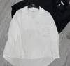 Damesoverhemd satijnen lint zwart-wit overhemd borstzak borduurwerk vest met lange mouwen overhemd herenoverhemdjas