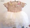 Luxus Designer Mädchen Kleid Frühling Baby Herbst Party Kleider Kurzarm Woolen Flauschigen Rock Weiche Gaze Tiered Kleid Kinder Kleidung