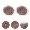 BERETS 2 PCS IMITATION RACCON FUR BALL GIRLS EARRINGS Kvinnor Prorning Bulk Plush Decoration Hats Kläder