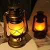 ポータブルランタンキャンプライトレトロランタンヴィンテージテント照明ライトバッテリー駆動の防水屋外庭の装飾ランプ
