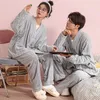 Vêtements de nuit pour hommes Femmes et hommes assortis hiver chaud vêtements de nuit col en V kimono vêtements de maison grande taille m-3xl noir gris pyjama ensemble pour amoureux