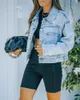 Vestes pour femmes veste en jean 2023 rétro classique mode de rue lâche simple boutonnage poche à revers veste courte de couleur claire