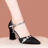 Elbise Ayakkabı Kadın Pompaları 2023 Tasarımcı Retro Çiçekler Yüksek Topuk Konforlu Sığ Ayakkabı Kadın Tokası Yaz Tapkaz Topuklu