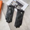 Gants de luxe en cuir pour femmes, mitaines en peau de mouton, lettres en métal, dentelle, Patchwork, gants pour écran tactile, automne et hiver