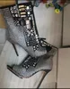 Kleid Schuhe Einzigartiges Design Dame Kristall Sandalen Stiefeletten Mode Peep Toe Front Reißverschluss Strass Dekor Gladiator Frauen Heels