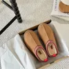 Tasman terlik tasarımcısı ayakkabılar erkekler Avustralya Terlik Tazz terlik tasarımcısı slaytlar kadın botlar kar kestane ayakkabıları katırlar yün sıcak kürk botları ultra mini kabarık boot